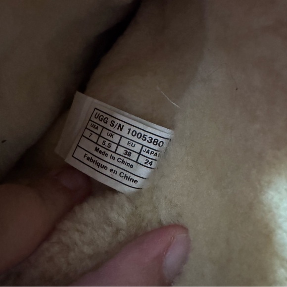 UGG Becket Boots Women’s 7 Brown Leather Sheepskin Lined Buckle Mid-Calf - Picture 6 of 8